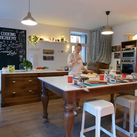 Mamma Ciccia Holiday Home - Lake Front Apartment Мандельо дел Ларио Екстериор снимка