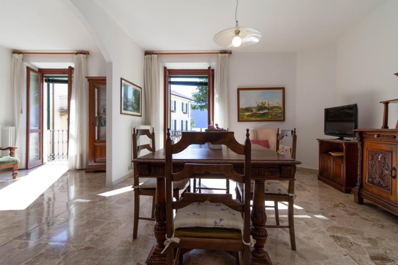 Mamma Ciccia Holiday Home - Lake Front Apartment Мандельо дел Ларио Екстериор снимка