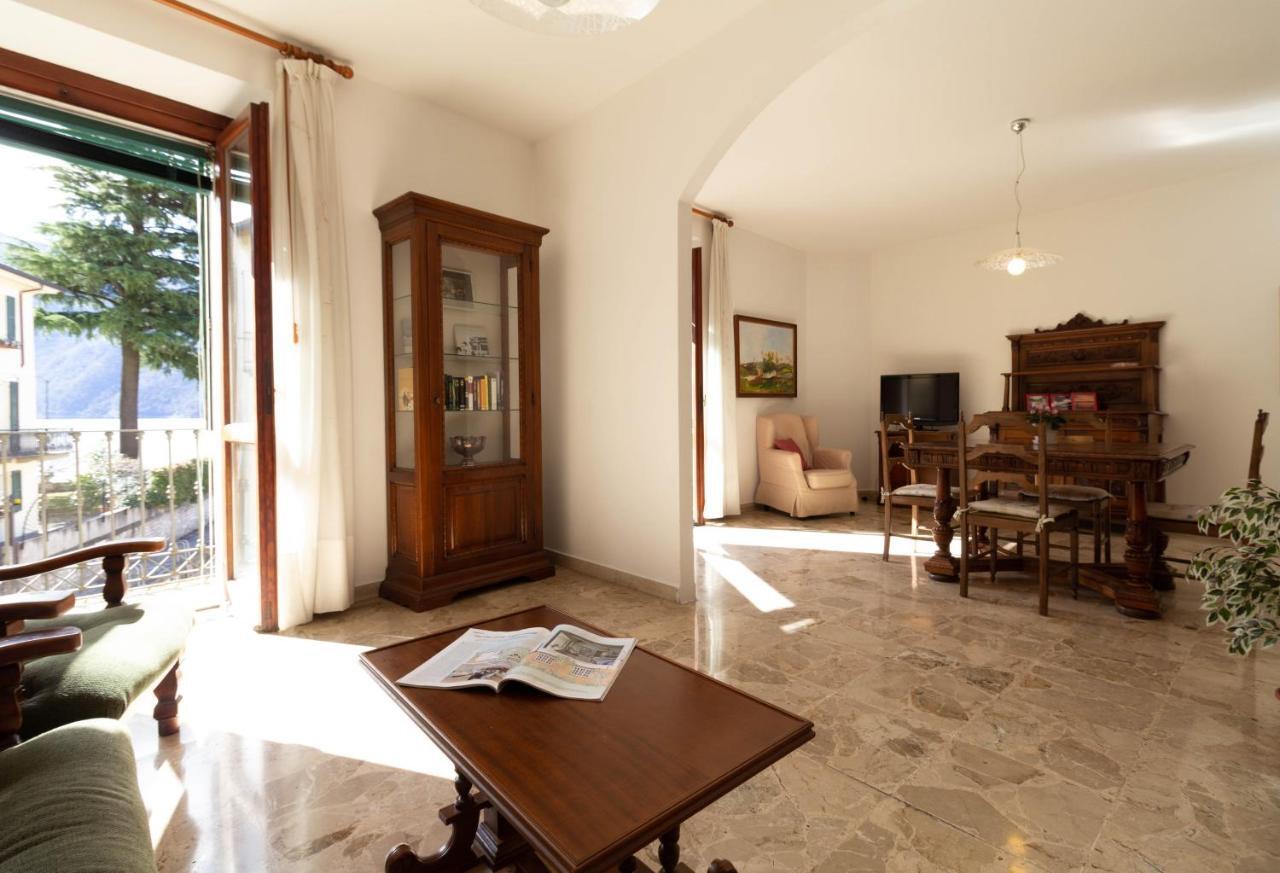 Mamma Ciccia Holiday Home - Lake Front Apartment Мандельо дел Ларио Екстериор снимка