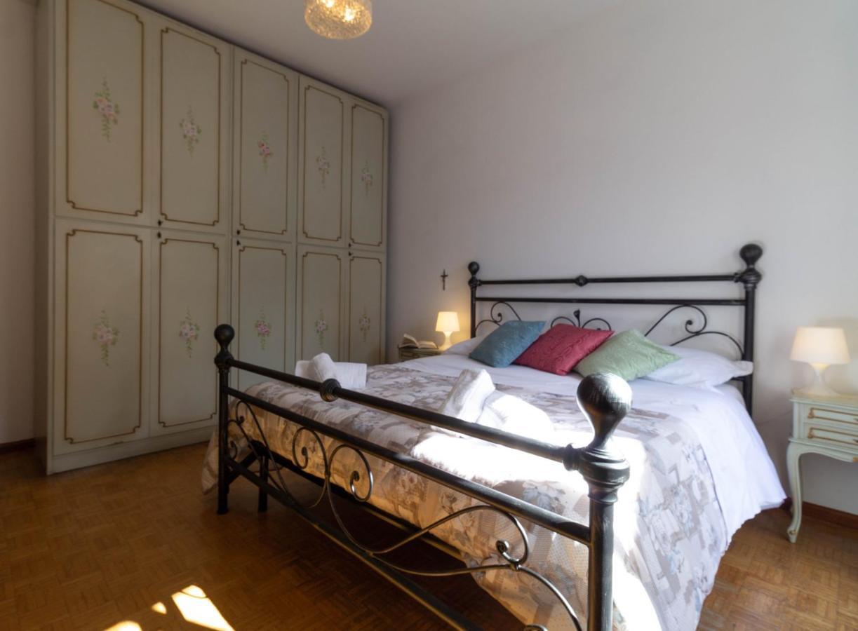 Mamma Ciccia Holiday Home - Lake Front Apartment Мандельо дел Ларио Екстериор снимка